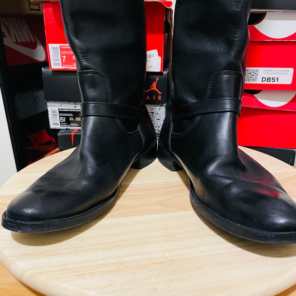 Frye Womens Size 8.5 B Black Leather Zip Knee High Cowboy Riding Fashion Boots - Picture 7 of 10